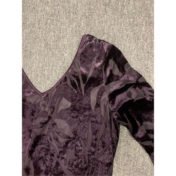 Vintage Plum Velour Textured Giwn By Rhapsody - Picture 4 of 10